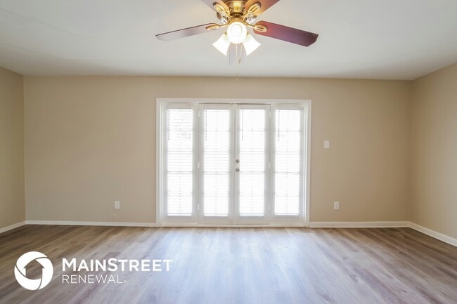 Photo - 15202 N 38th Ave