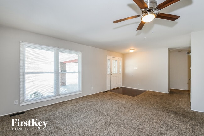 Photo - 750 Carriage Ln
