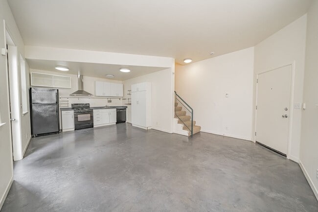Photo - 3930 Shafter Ave Apartment Unit A
