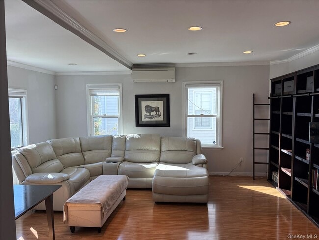 Photo - 176 Garfield Ave