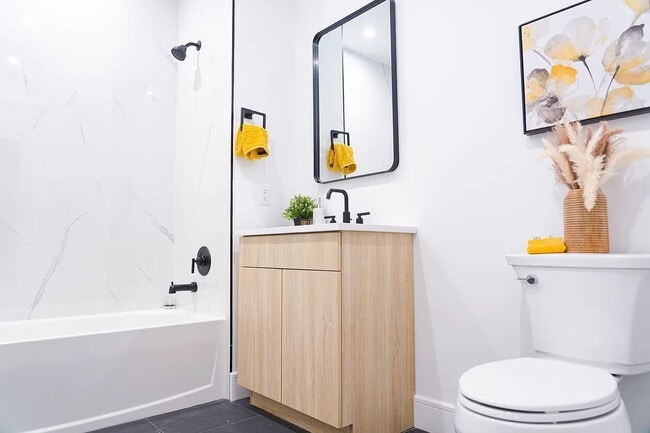 Photo - HELIO Unit 324a