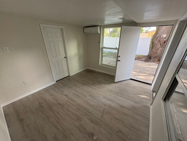 135 Jalapa Dr Unit Private entrance apartment