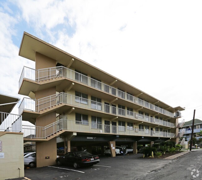 Photo - Nu'uanu Place