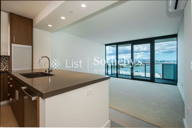 Photo - The Collection #2304 | Honolulu, HI