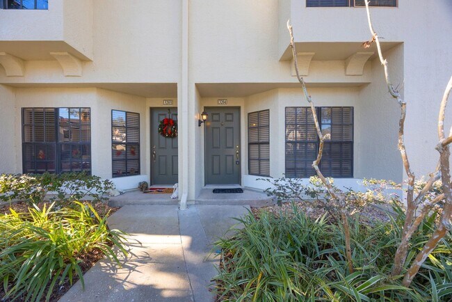 Building Photo - A02 Unit #3204