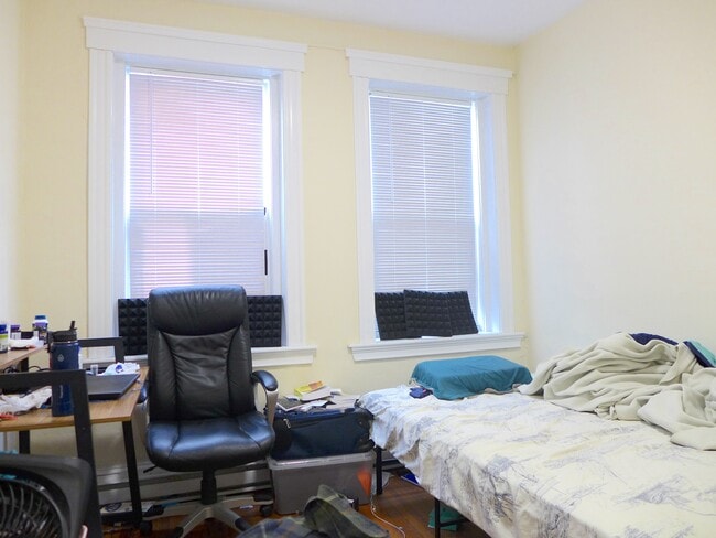 Photo - 16 S Huntington Ave