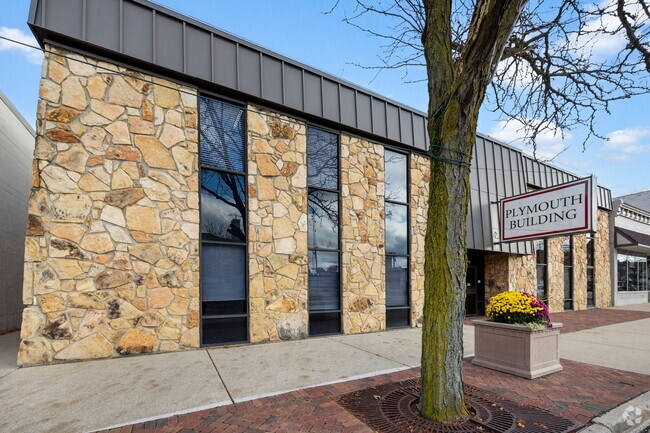 Building Photo - 310 N Michigan St Unit 400 Rental