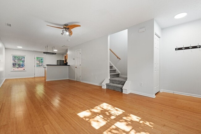 3406 Tarleton W