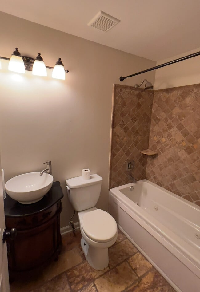 Photo - 3304 Forette Ln House