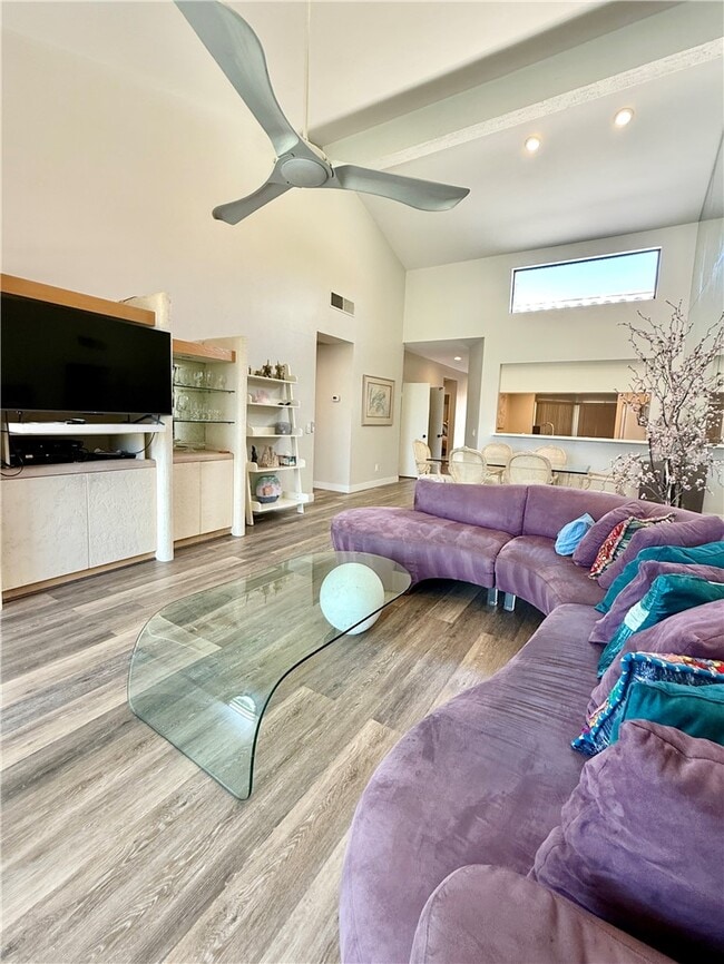 Photo - 38613 Wisteria Dr