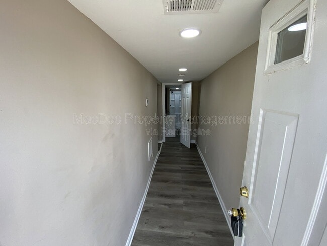 Photo - 419 Palmer St