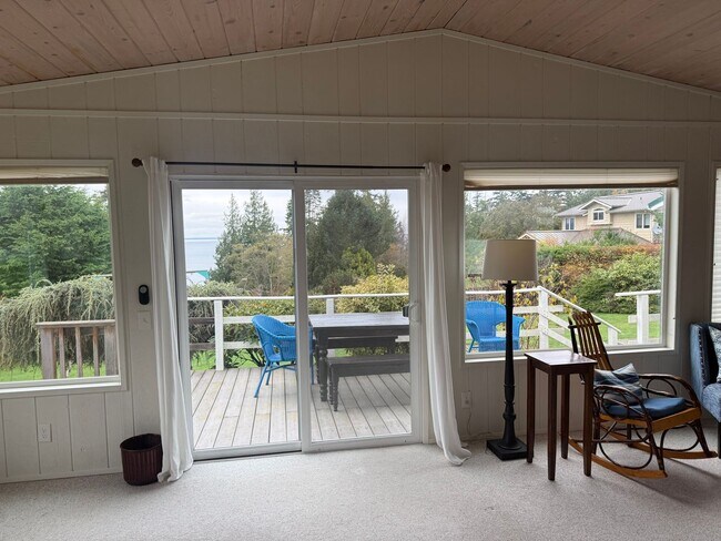 Photo - Charming Lummi Island Home - 2 Bedroom 2 Bathroom
