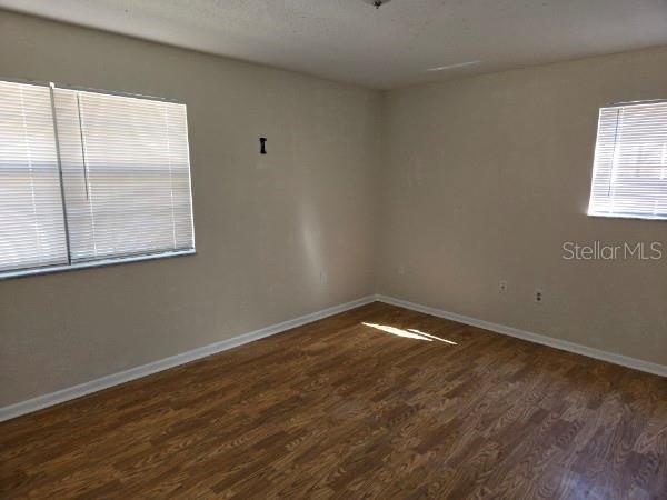 Photo - 503 Lewis St