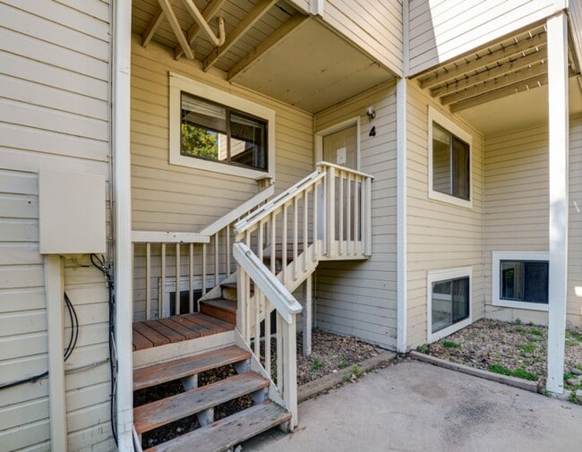 Photo - 1631 19th St Unidad 4