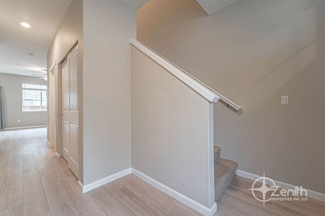 Photo - 2009 NE 102nd Cir