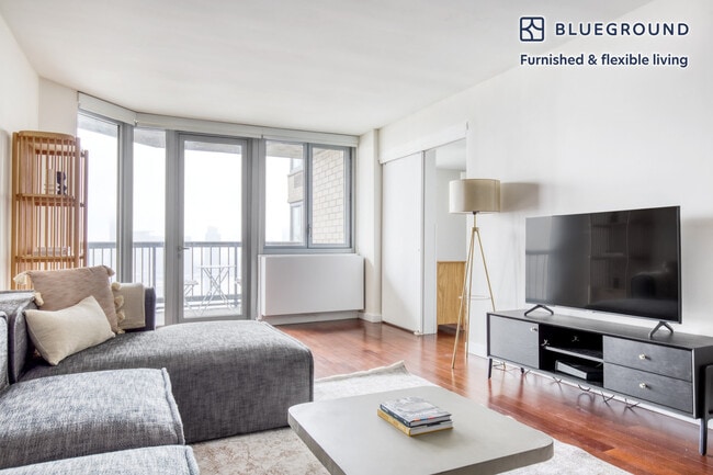 401 E 34th St Unit SI FL30-ID720
