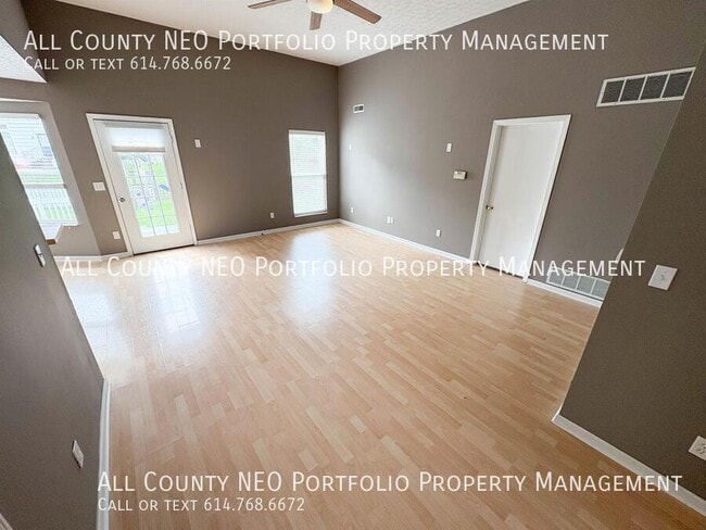 Photo - 3141 Hines Rd