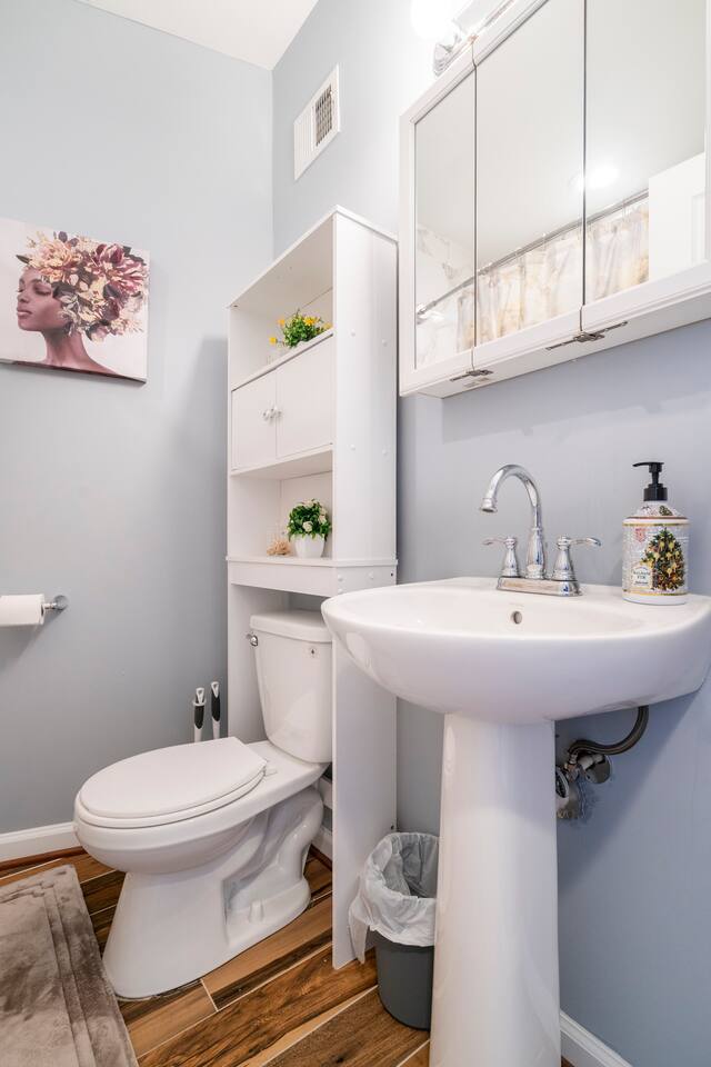 Photo - 2005 Cecil Ave Unit 3