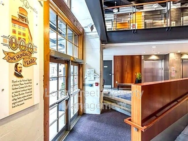 Photo - 1420 NW Lovejoy St