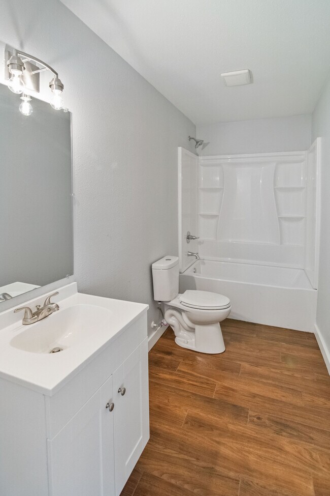 Photo - 814 Carson Dr