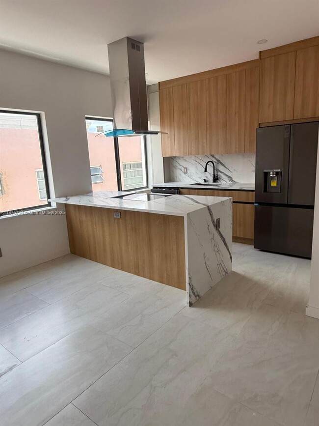 Photo - 2436 SW 7th St Unit 1
