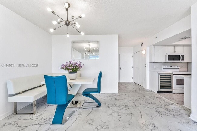 Photo - 90 Alton Rd Unidad 1407