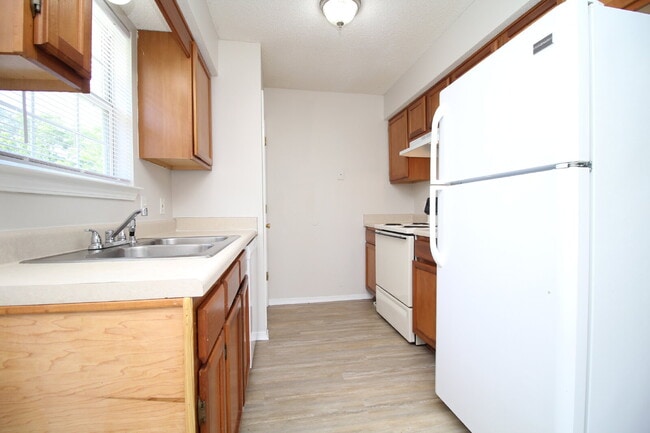Photo - Southwest Pensacola Living at Its Best — 3BR Patio Home in Bay Pine Villas with Open Concept Feel...