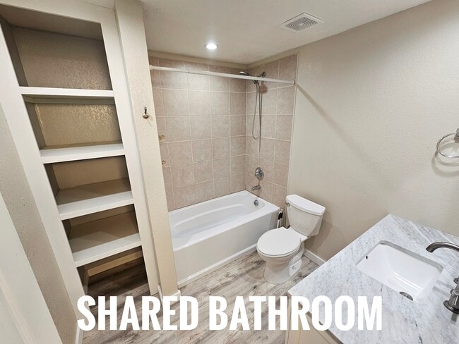 Photo - 3620 Richmond Dr