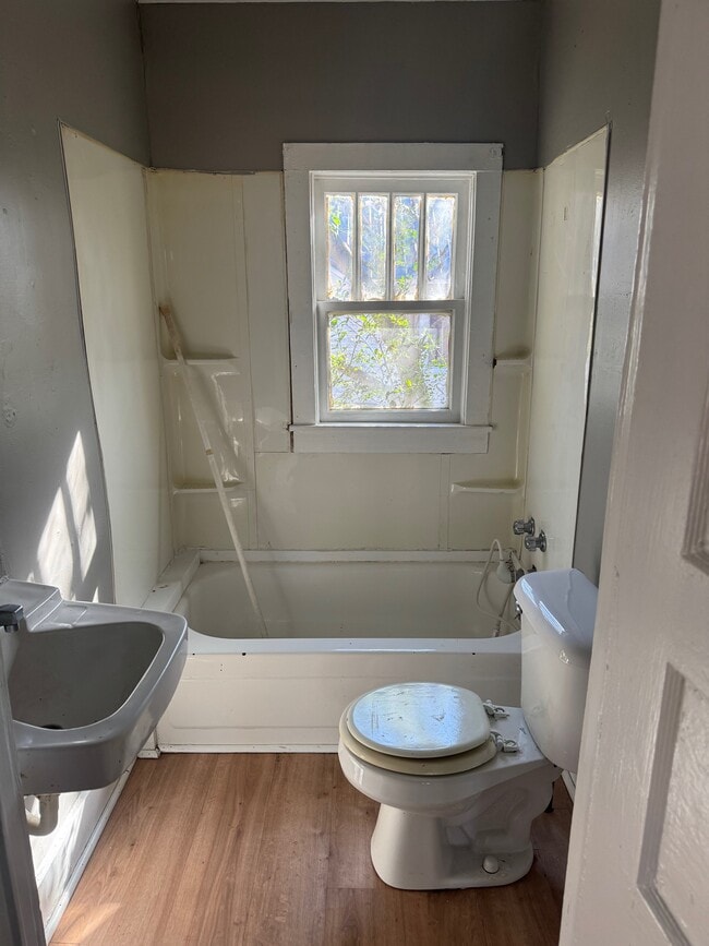 Photo - 2931 Gurnee Ave