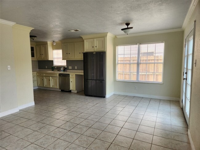 Photo - 13614 Repa Ln