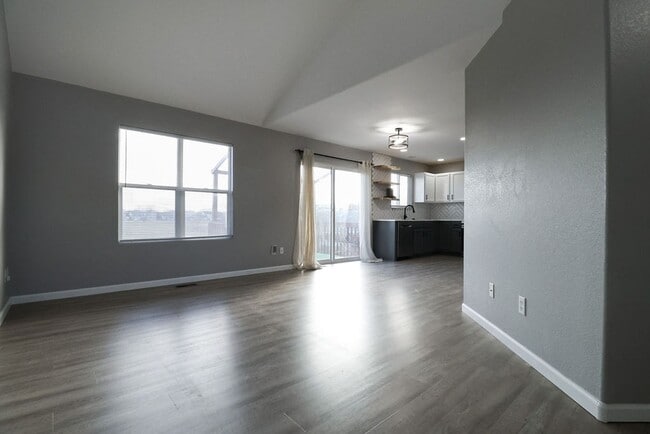Photo - Beautifully Renovated Town home in Eaton.