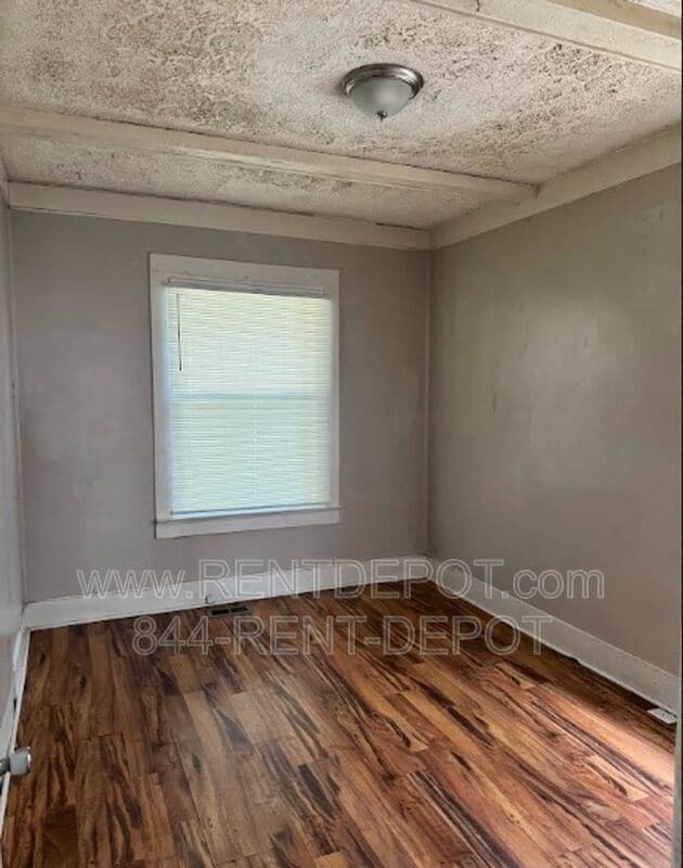 Photo - 1622 S Bedford Ave