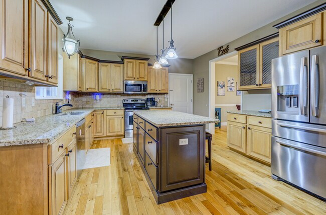Photo - 107 Bogie Hills Dr