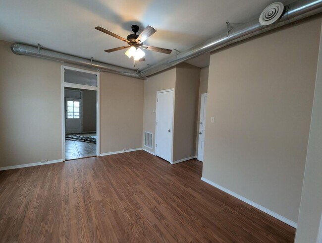 Photo - 3517 Giles Ave Unidad 2