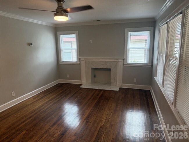 Photo - 305 Sylvania Ave