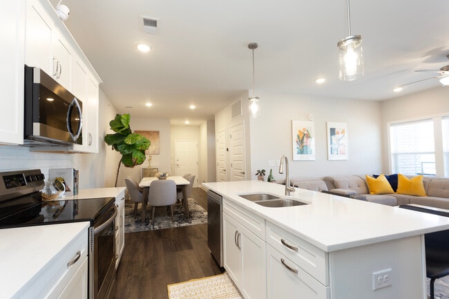 Photo - 7501 Hwy 70 S Unit 301