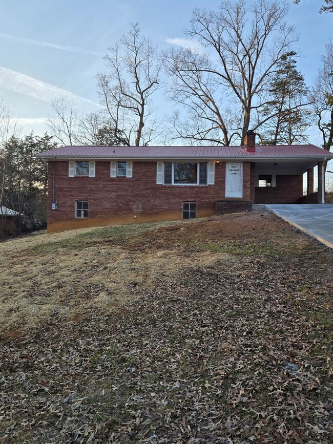 Charming 3-Bedroom, 2-Bathroom Brick Home ... - Charming 3-Bedroom, 2-Bathroom Brick Home ...