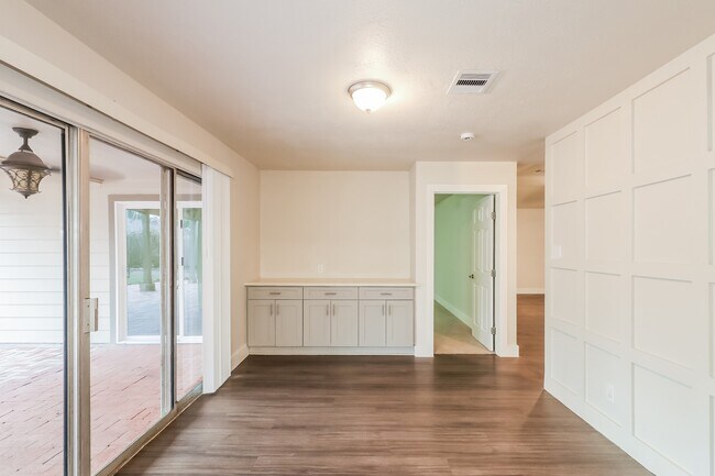 Photo - 4515 Sylvan Glen Dr