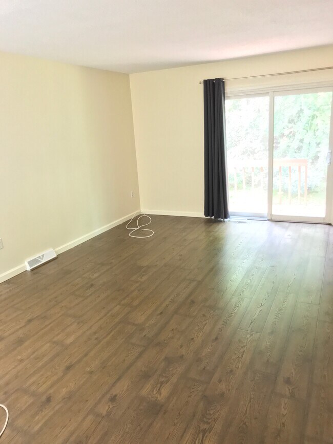 150 Burritt St Townhome Townhome Rental in Southington CT