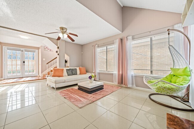 Photo - 8629 Kinghaven St
