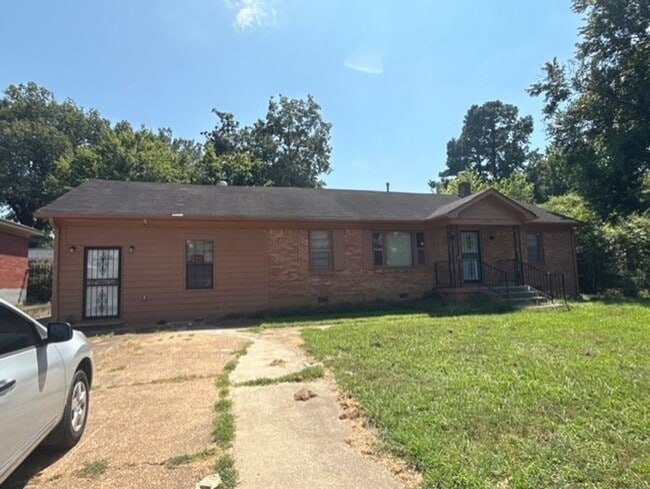 Building Photo - 1779 Baldwin Ave Rental