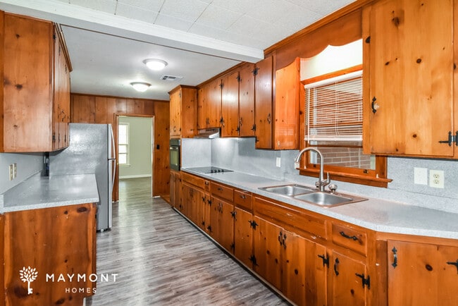 Photo - 109 Woodley Ave