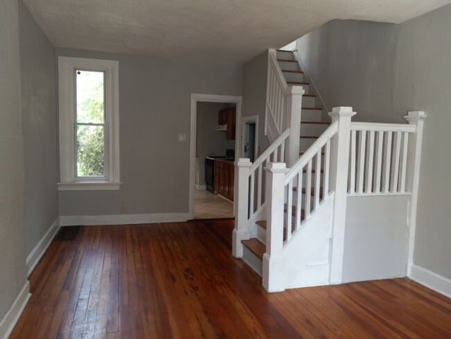 Photo - 2343 Logan St