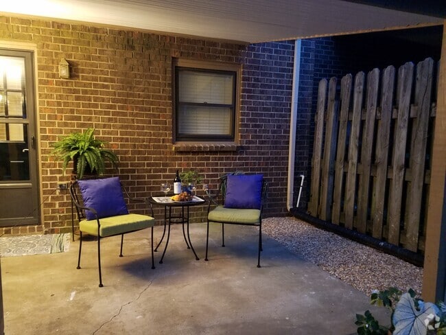 Building Photo - 11531 Jade Ln SE Rental