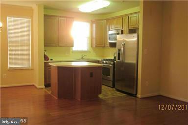 Building Photo - 21197 McFadden Square Unit 101