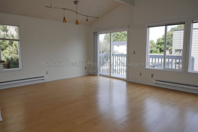Photo - 1712 NW 85th St Unit Apartment 301