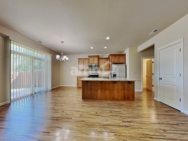 Photo - 3208 NE 75th St