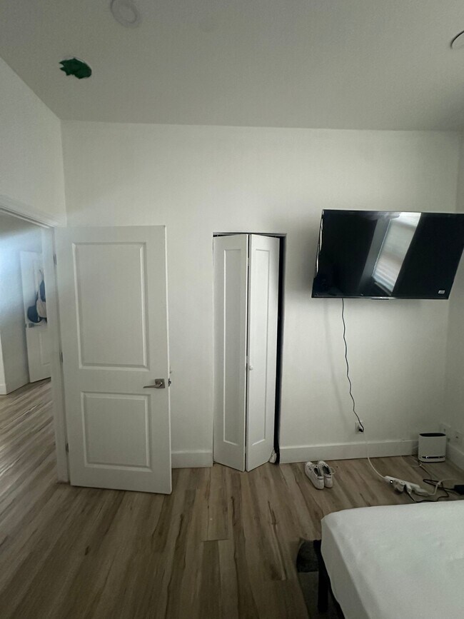 Photo - 1896 Rue Joliette Unit 1896