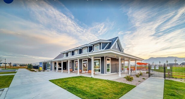 Building Photo - 613 N Pear Dr