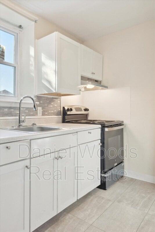 Building Photo - 758 S 52nd St Unit 1st Floor